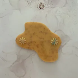 Misa Paint Palette Small- Mustard, Resin flowers 5 IMG 1365.HEIC scaled 1