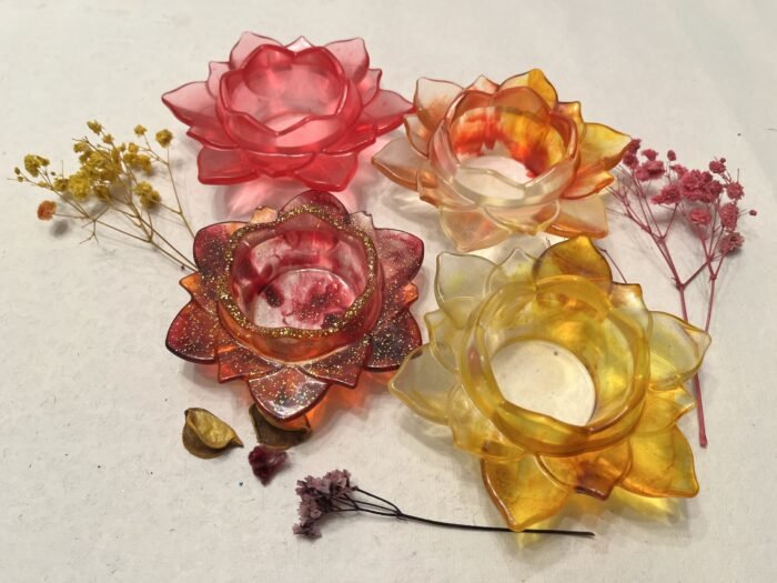 Misa Lotus Allure T-lite Candle Rest (Small)- Red & Gold - Image 2