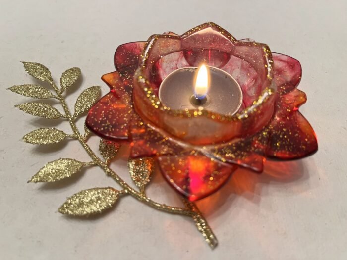 Misa Lotus Allure T-lite Candle Rest (Small)- Red & Gold
