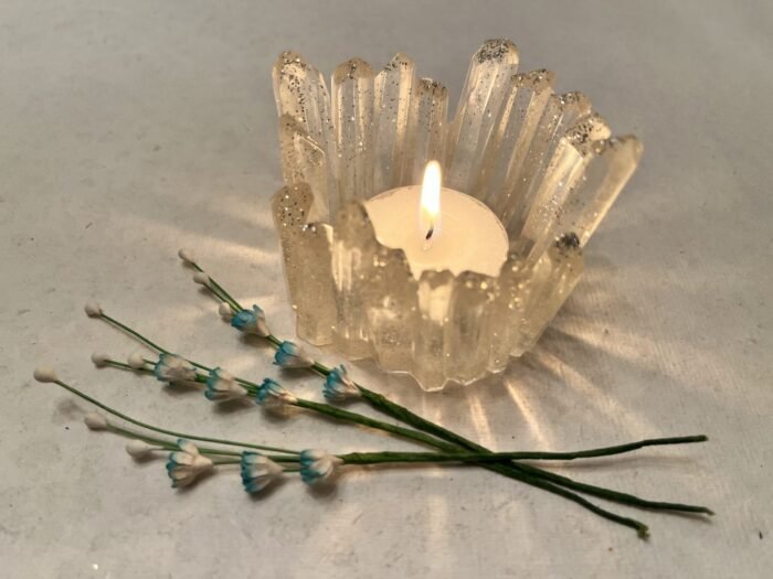 Misa Quartz T-lite Candle Rest- Transparent white & gold