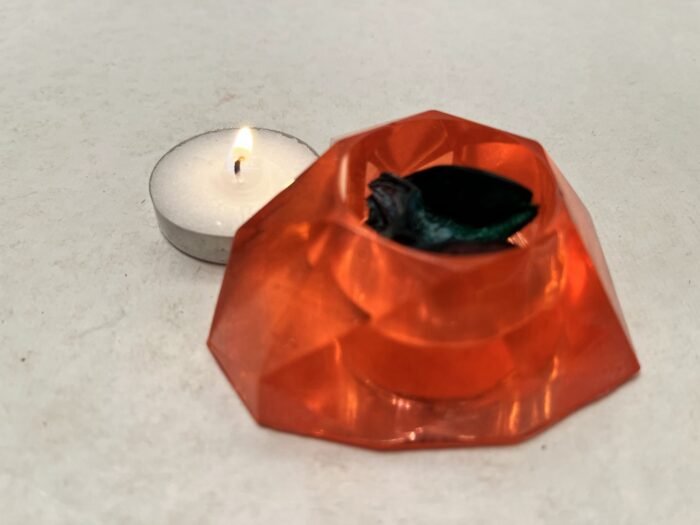 Misa Groovy Heart T-lite Candle Rest- Fiery orange