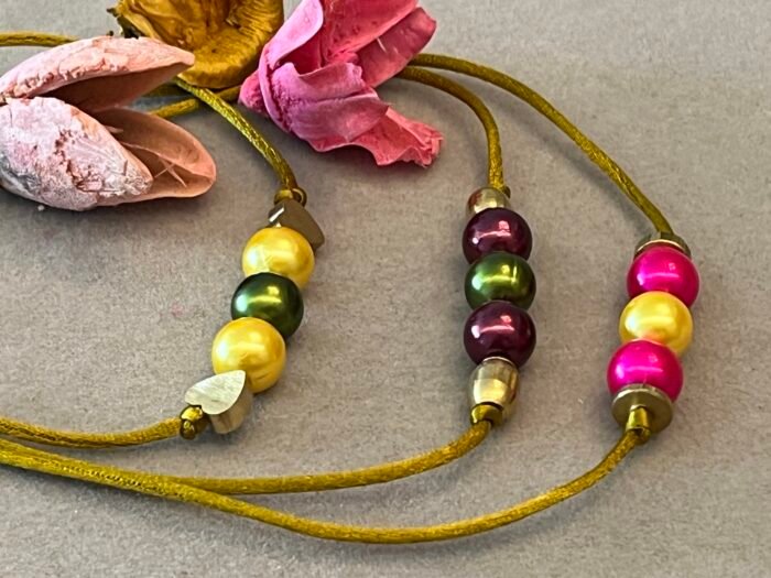 Misa Multicolour Metal Beaded Rakhi - Image 2