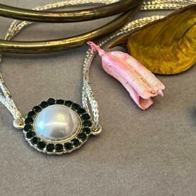 Misa Pearl & Green Stone Rakhi 5 IMG 4592 Original scaled 1