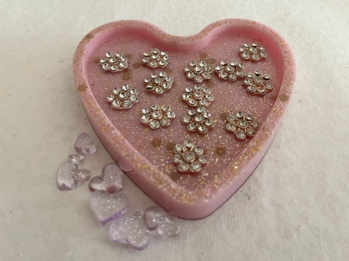 Misa Groovy Heart Trinket Dish- Pink with sparkles - Image 3
