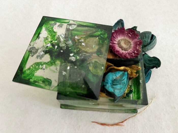 Misa Cornus Trinket Box- Emerald Green with Silver - Image 2