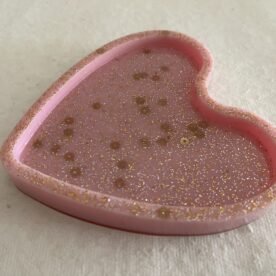Misa Groovy Heart Trinket Dish- Pink with sparkles 4 IMG 5010 scaled 1