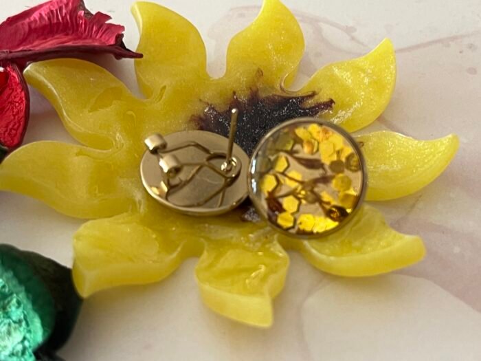 Misa Allium Earrings with French Clip Closure- Transparent, Gold foil, Dried Flowers