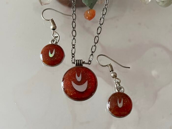 Misa Allium Pendant &  Earrings Set- Red, Holographic design