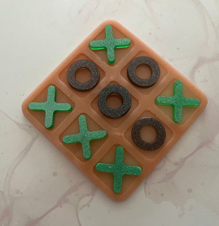 Misa Tic-Tac-Toe- Peach Base, Green 'X', Black 'O' - Image 3