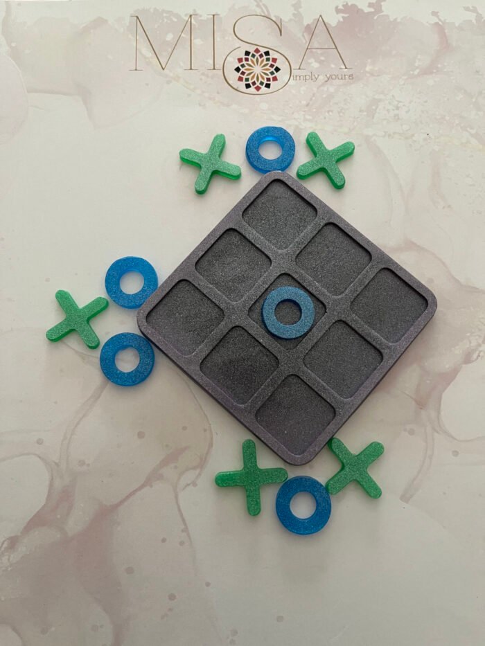 Misa Tic-Tac-Toe- Violet Base, Green 'X', Blue 'O'