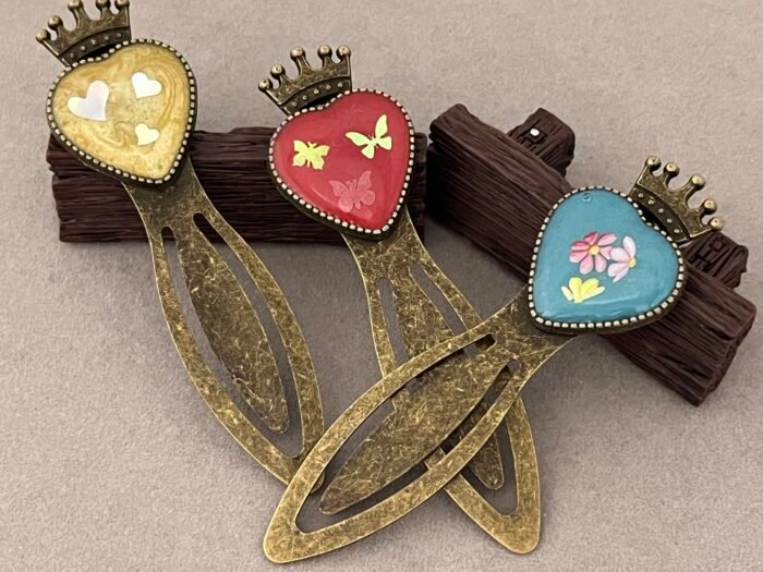 Misa Crown Heart Paper-clip