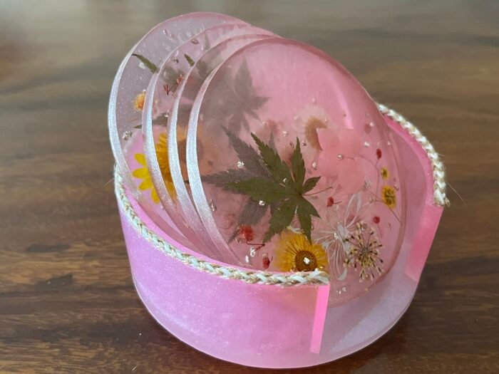 Misa Allium Place Tray & Coaster Set- Pink with Dried flowers - Image 3