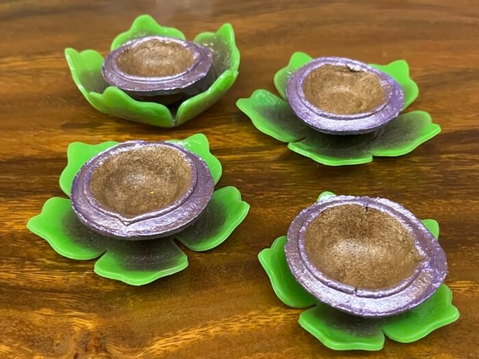 Misa T-lite & Diya Holder- Green & Purple