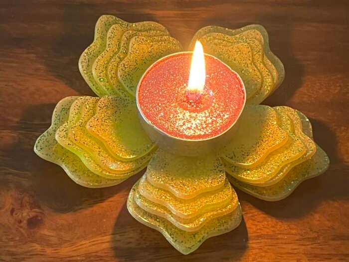 Misa T-lite & Diya Holder- Yellow, Green & Gold - Image 4