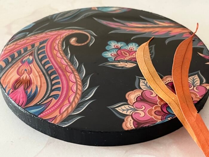Misa Wooden Allium Coaster- Black with Pink Paisley Découpage - Image 2