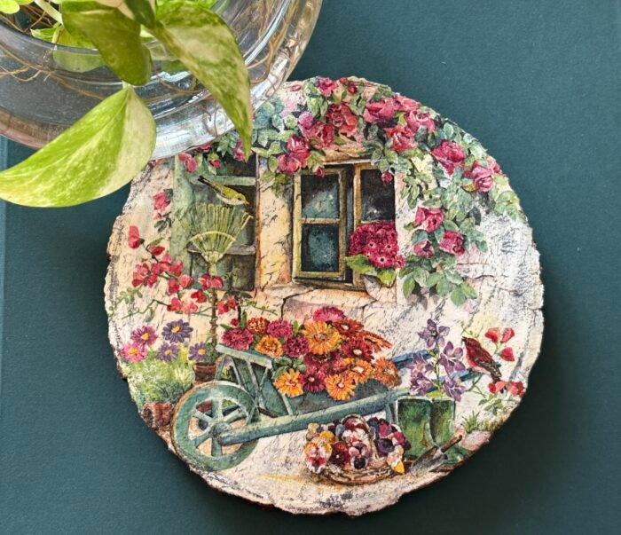 Misa Wooden Agate Allium Coaster- Flower Cart Découpage