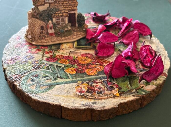 Misa Wooden Agate Allium Coaster- Flower Cart Découpage - Image 2