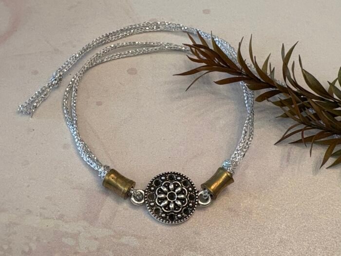 Misa Antique Bloom Rakhi - Image 4
