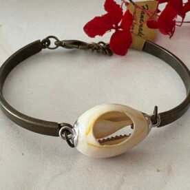 Misa Cowrie Charm Bracelet 3 IMG 0432