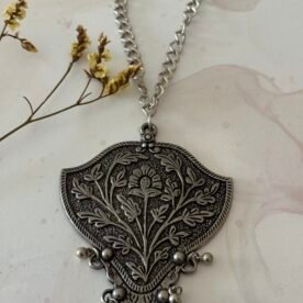 Misa Antique Blossom Shield Pendant Necklace 5 IMG 0907